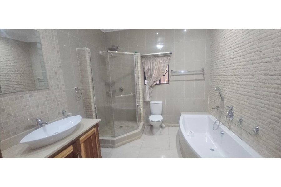 4 Bedroom Property for Sale in Hadison Park Northern Cape